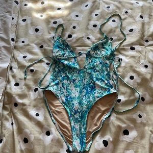 Tart Swim one piece XS. NWOT.